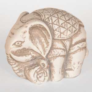 Elephant Magnetic Needleholder (Ivory)