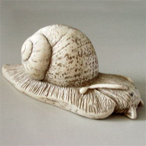 Snail Magnetic Needleholder (Ivory)